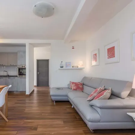 Joy By Interhome Ferienhaus *