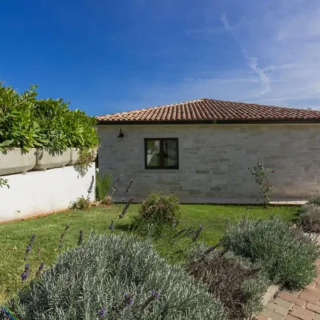 Holiday home Joy By Interhome *
